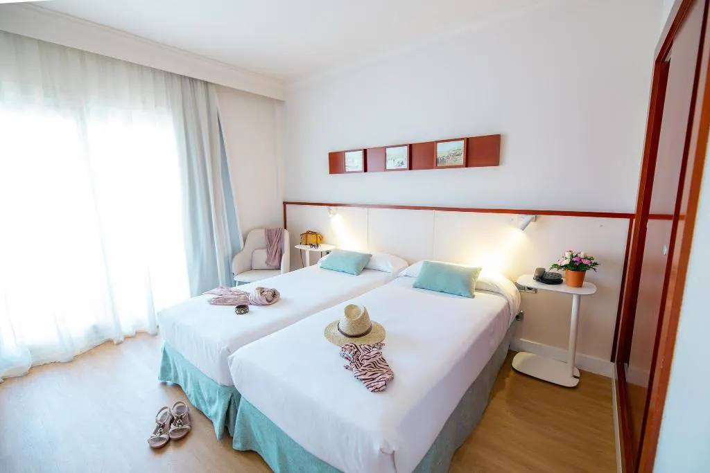 Double or Twin STANDARD Room, Prestige Victoria, Costa Brava