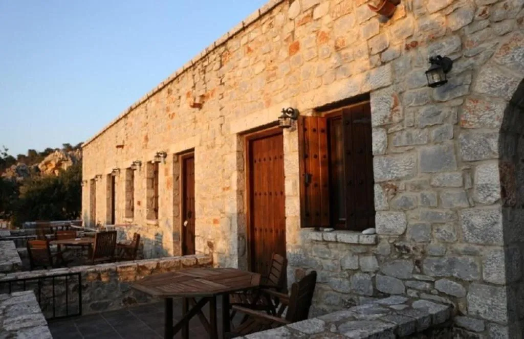 Room, Lalloudes Hotel Mani, Kalamata