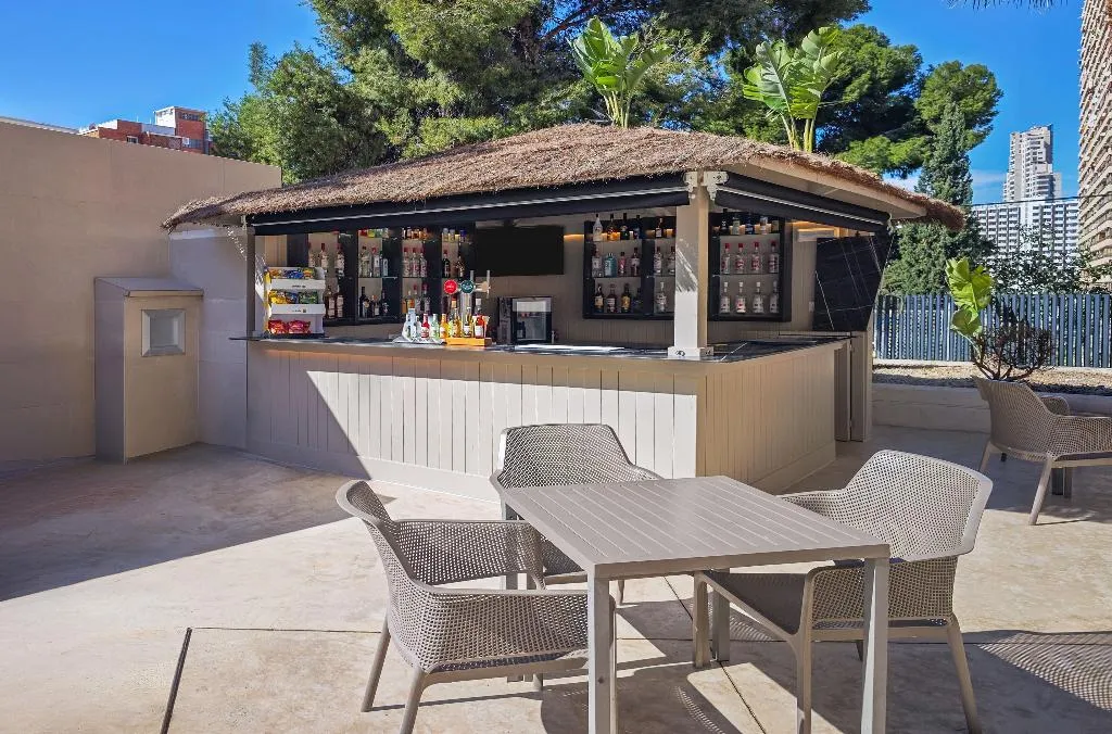 Restaurant, Halley Hotel & Apartments Affiliated by Meliá, Costa Blanca