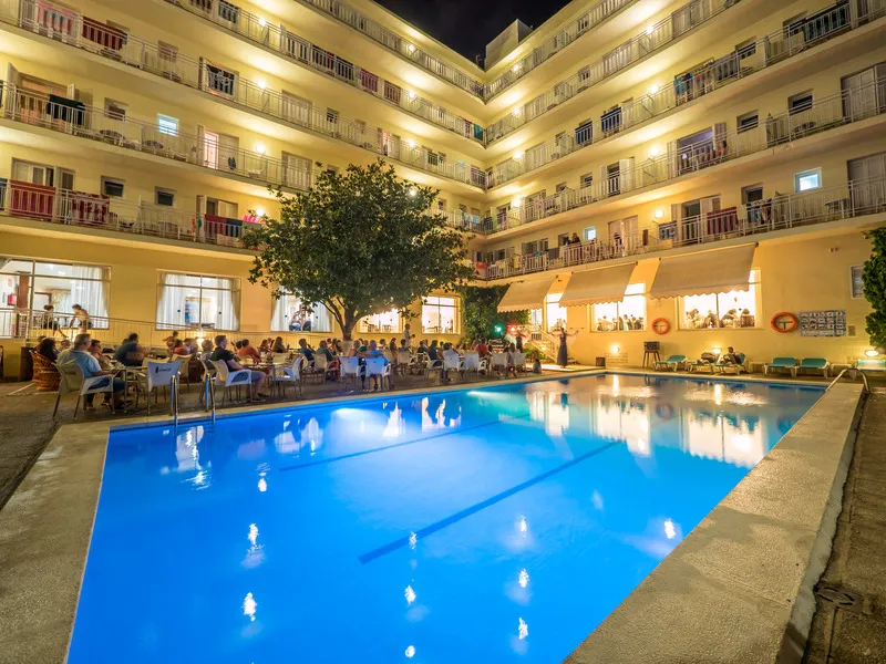 Pool, Checkin Pineda, Costa Brava