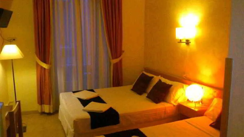 Room, Oporto, Madrid