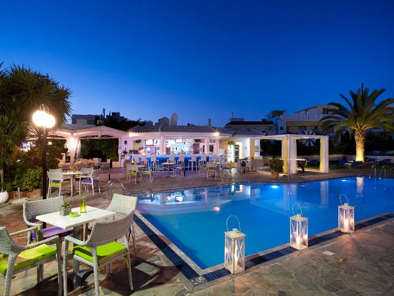 Bar, Kristalli, Crete