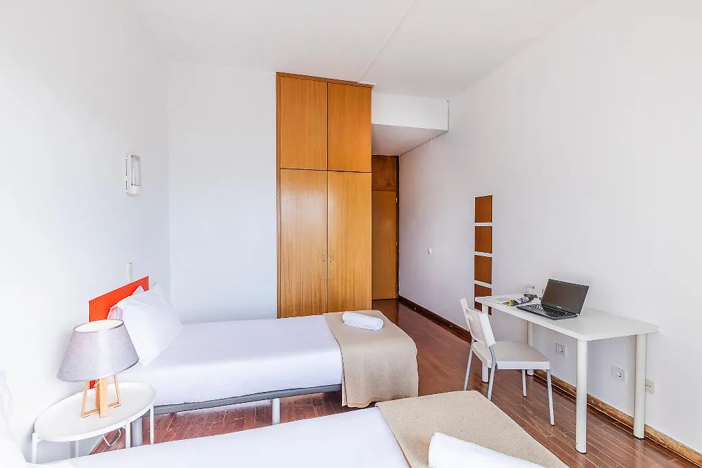 Double or Twin STANDARD Room, HI Porto - Youth Hostel, Porto