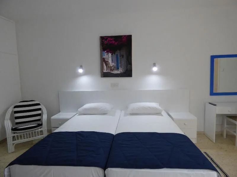 Room, Amore hotel Apts, Cyprus