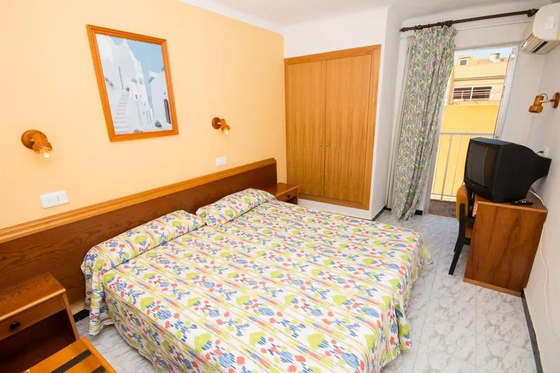 Room, Amic Can Pastilla, Majorca
