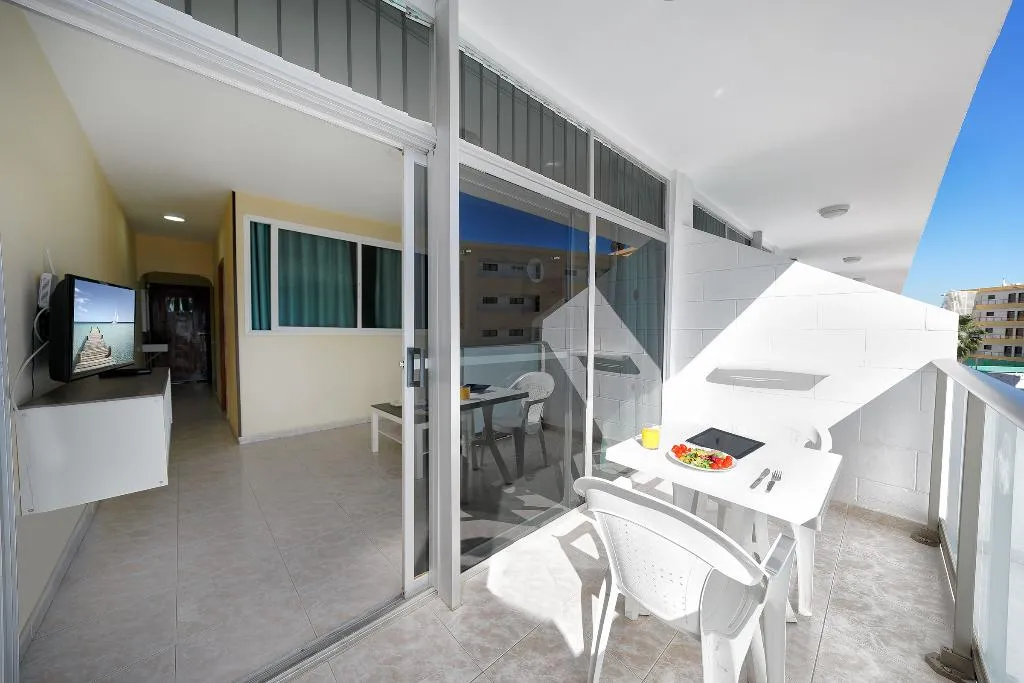 APARTMENT ONE BEDROOM Room, Apartamentos Strelitzias, Gran Canaria