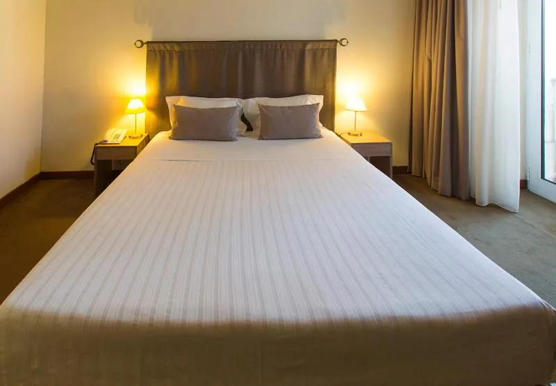 Double or Twin STANDARD Room, Ever Lisboa City Center Hotel, Lisbon