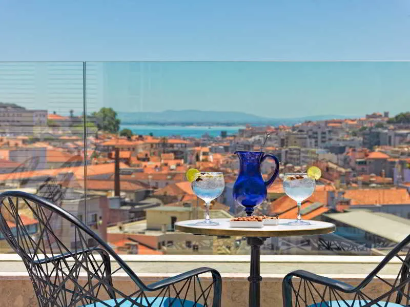 Terrace, H10 Duque De Loule, Lisbon