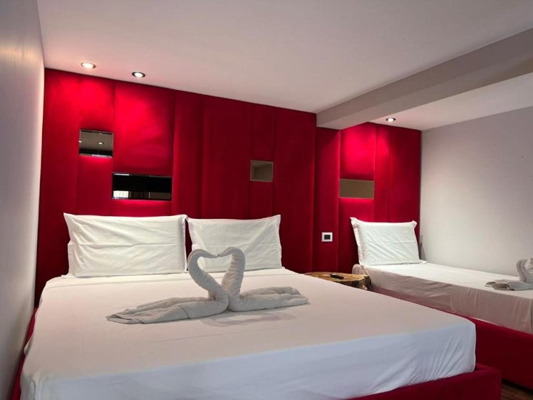 Alion Hotel 21, Durres