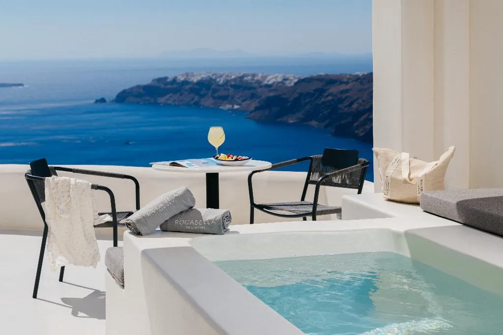 SUITE WITH VIEWS Room, Rocabella Santorini Hotel & Spa, Santorini