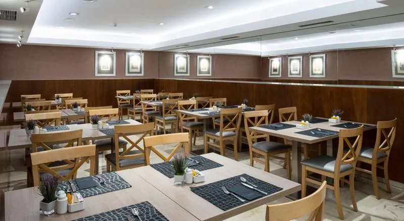 Restaurant, Catalonia Born, Barcelona