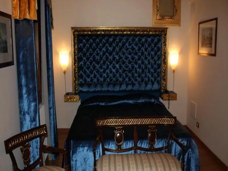 Room, Ca' dell'Arte, Venice