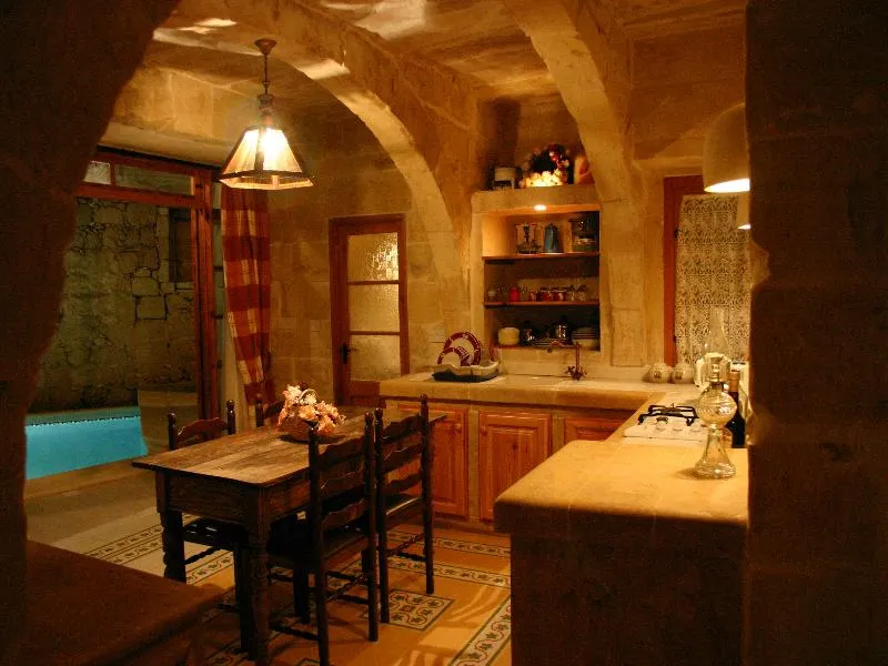 Room, Dar Guzeppa Farmhouse, Malta
