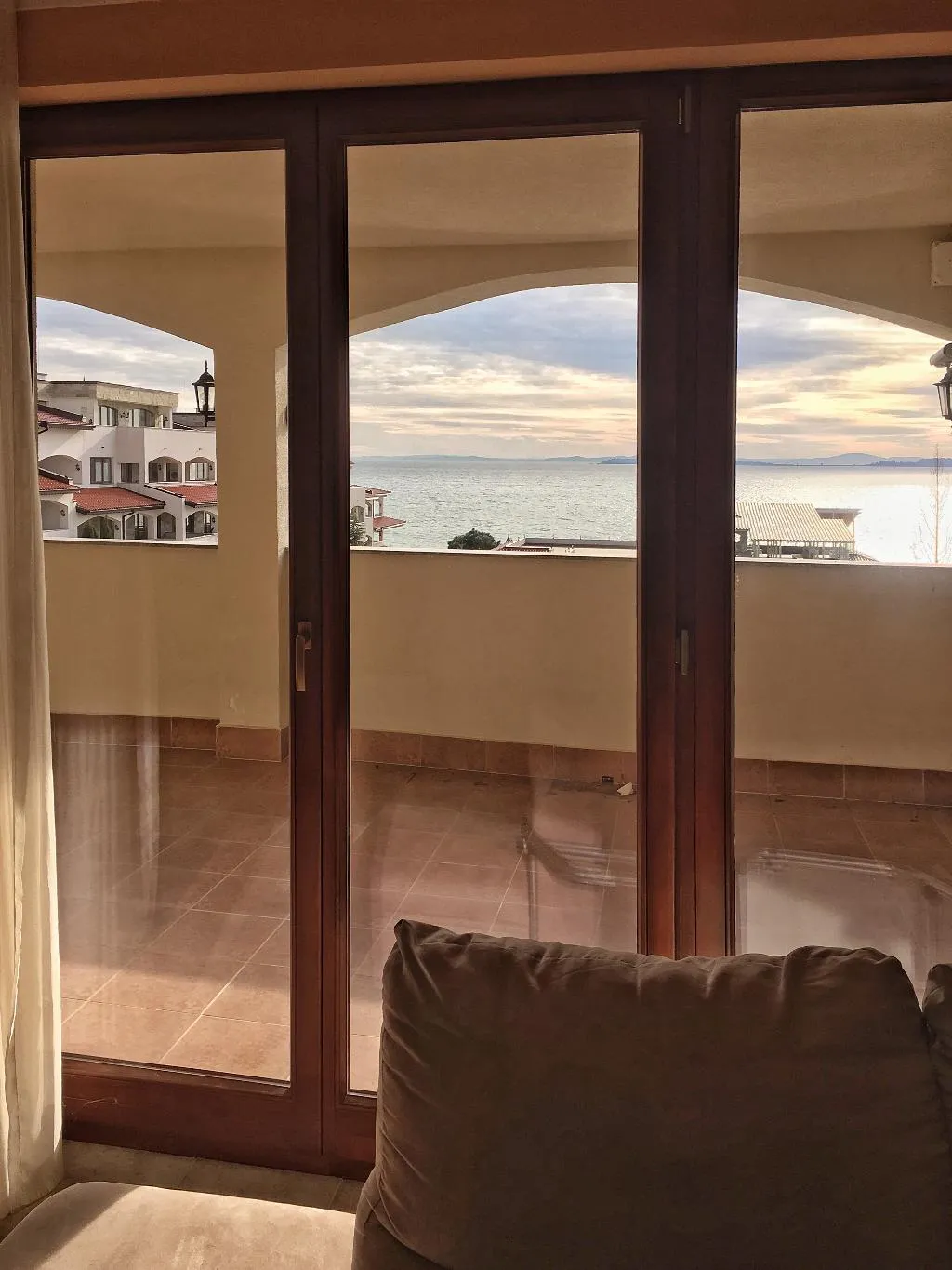 APARTMENT THREE BEDROOMS Room, Casa Real, Bourgas