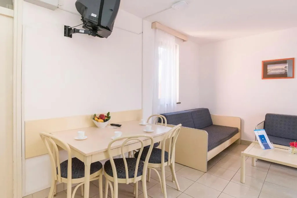 APARTMENT CAPACITY 4 Room, Savudrija Apartments, Istria