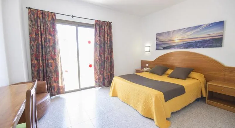 Room, Brisa, Ibiza