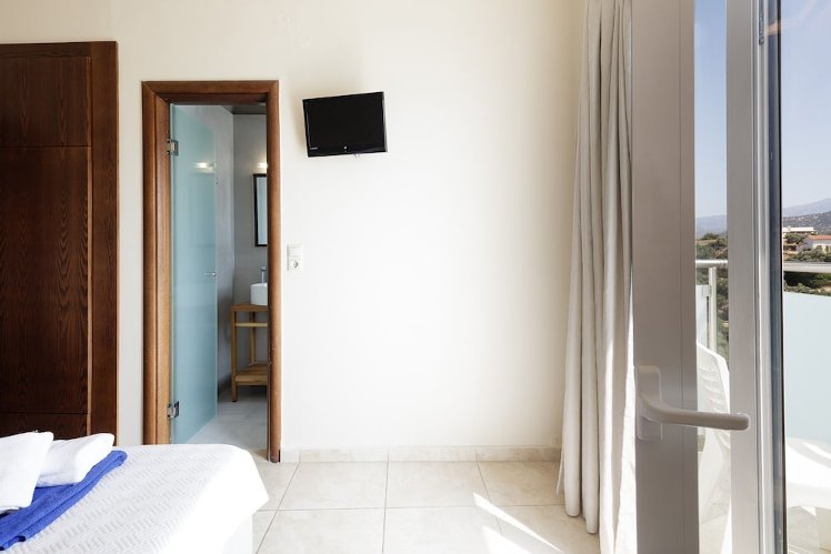 Areti, Crete