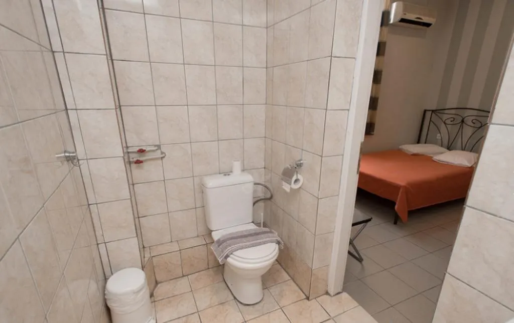 QUADRUPLE STANDARD Room, Athinaikon Athens, Athens