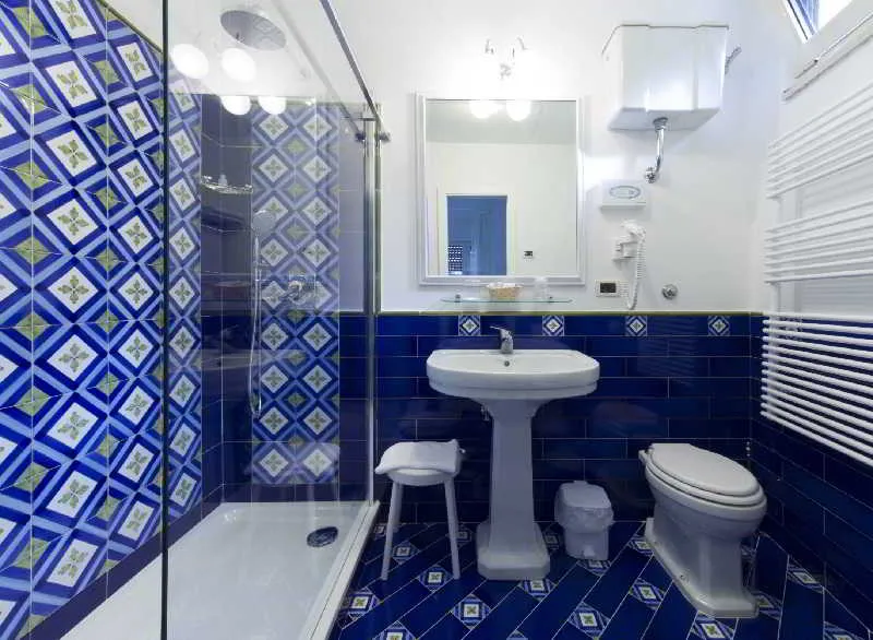 Room, Villa Di Sorrento, Naples