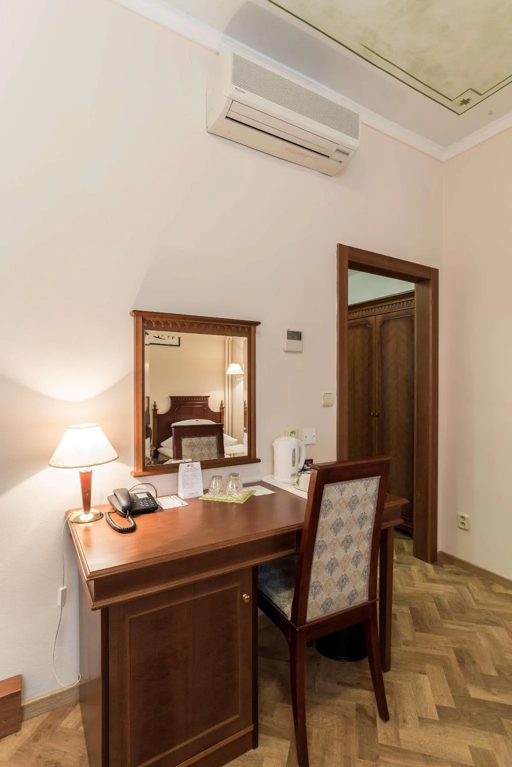 DOUBLE NON SMOKING Room, Hotel Meteor Plaza Prague, Prague
