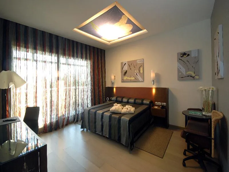 DOUBLE EXECUTIVE Room, Sercotel Encin Golf, Madrid