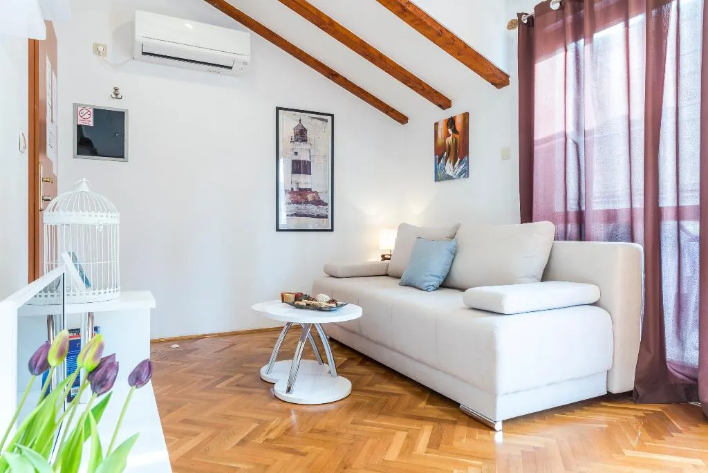 APARTMENT CAPACITY 3 ONE BEDROOM Room, Villa Tolja, Dubrovnik