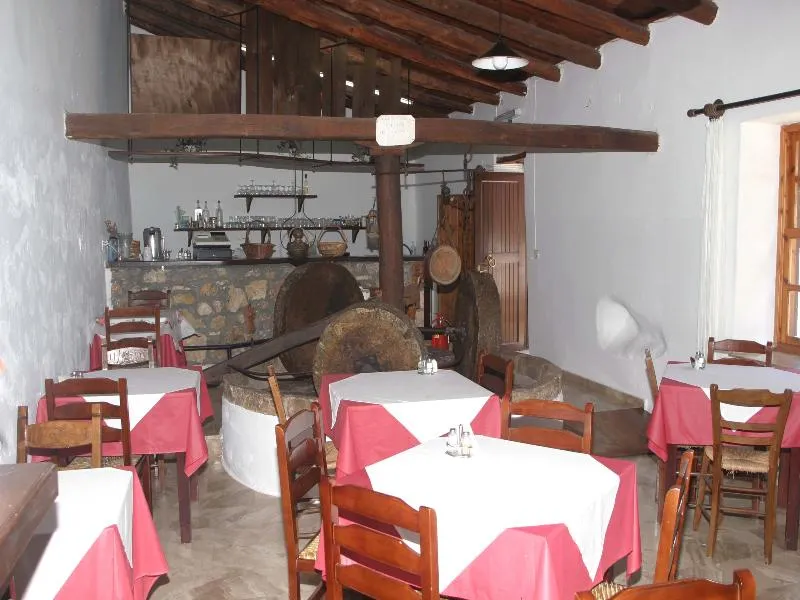 Restaurant, Oasis Guesthouse, Crete