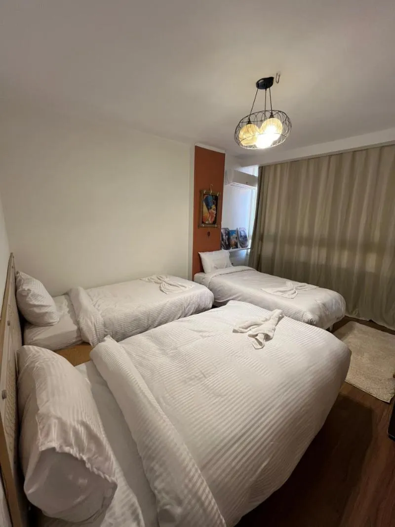 TRIPLE DELUXE ONE BEDROOM Room, Rafif Hotel, Cairo