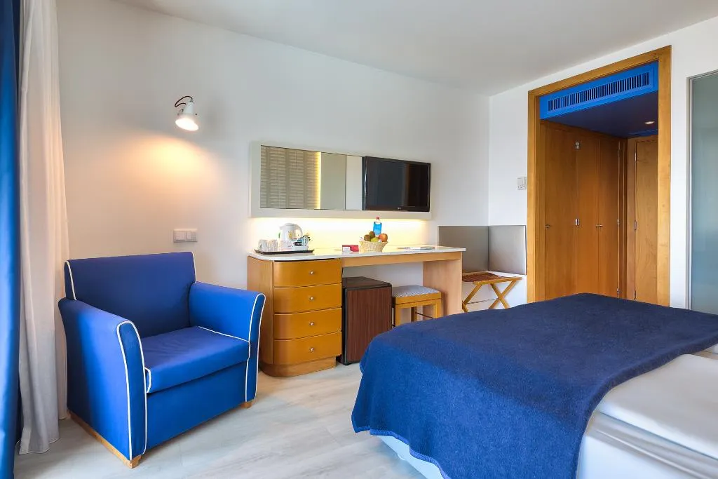 DOUBLE SINGLE USE SEA VIEW Room, The Views Monumental, Madeira