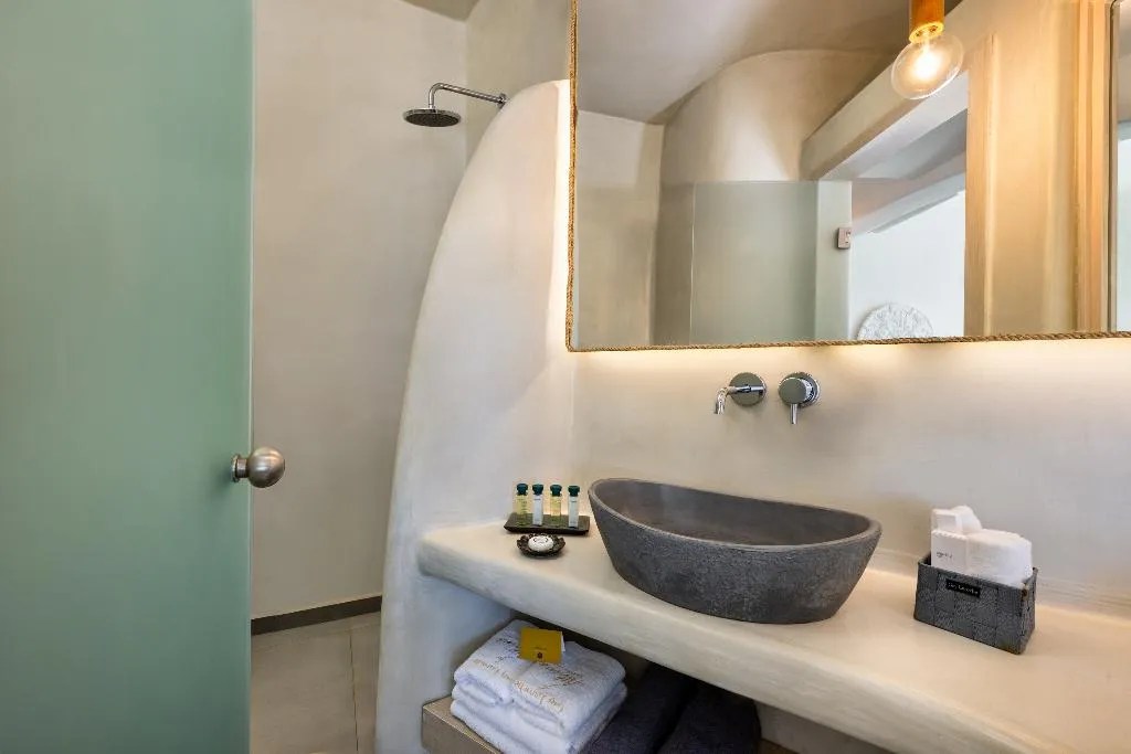 SUITE WITH JACUZZI Room, Athina Luxury Suites, Santorini