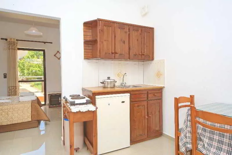 STUDIO STANDARD Room, Maria Apartments "by Checkin", Crete