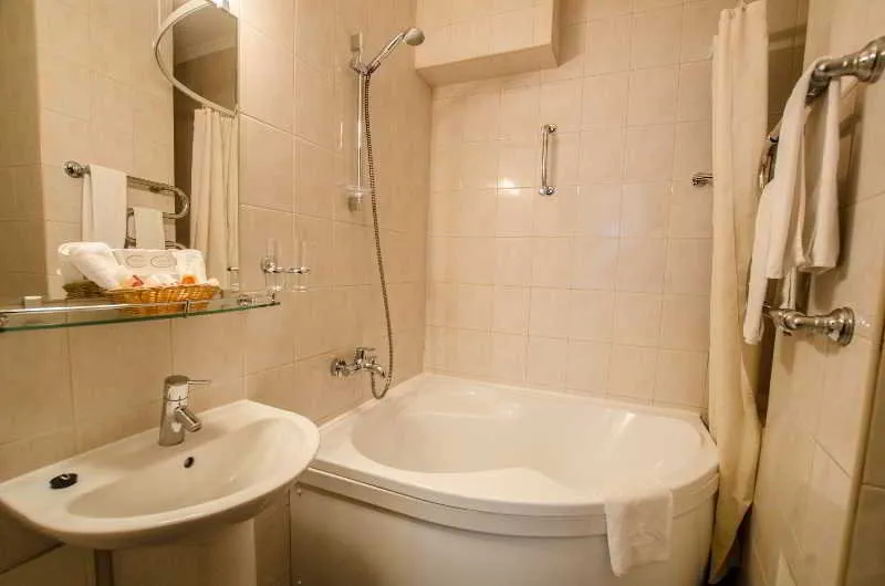 Room, Monte Kristo, Riga
