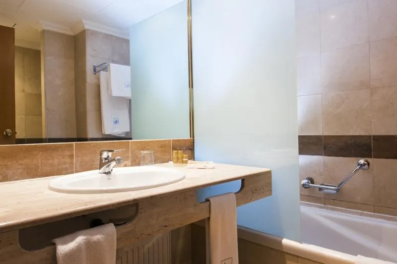 Room, Eurostars Cristal Palace, Barcelona