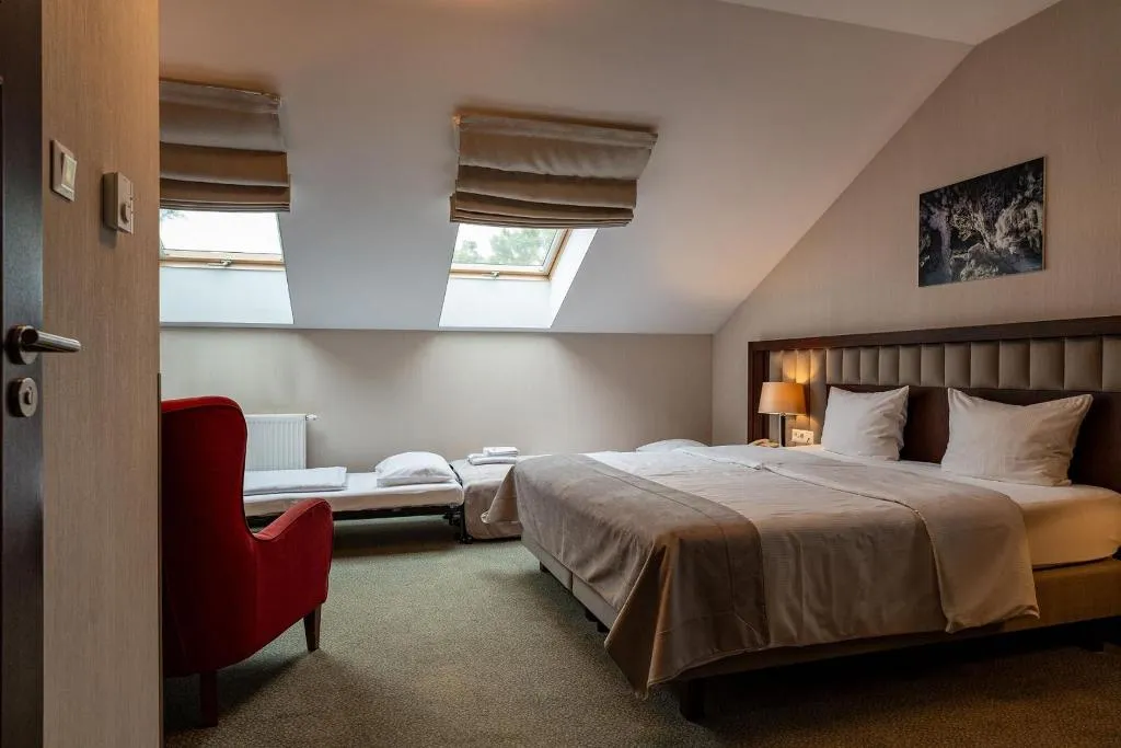 QUADRUPLE STANDARD Room, Hotel Grand Sal, Krakow