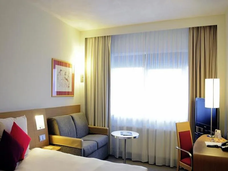 Room, Novotel Amsterdam City, Amsterdam