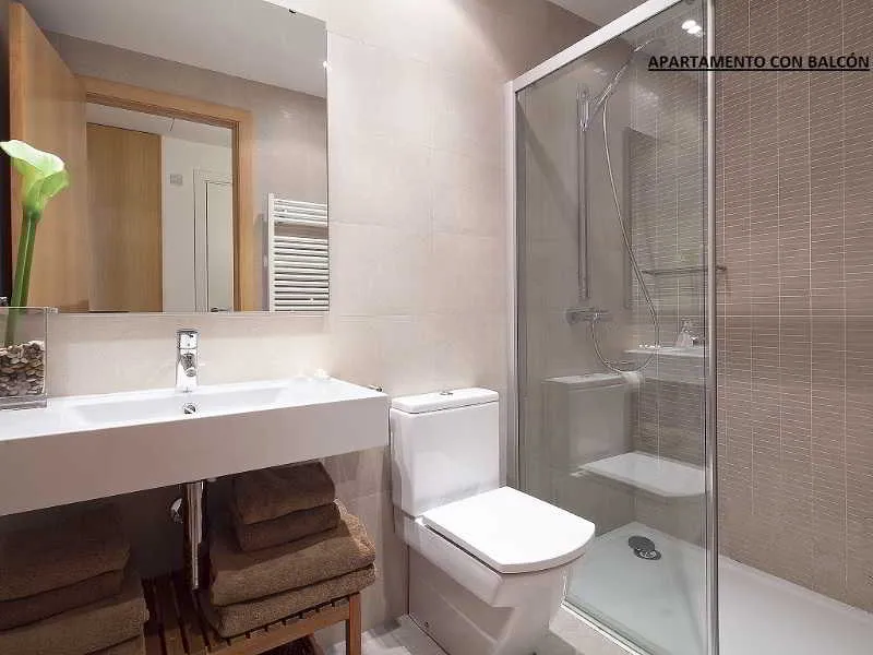 Room, Bonavista Apartments Barcelona - Virreina, Barcelona