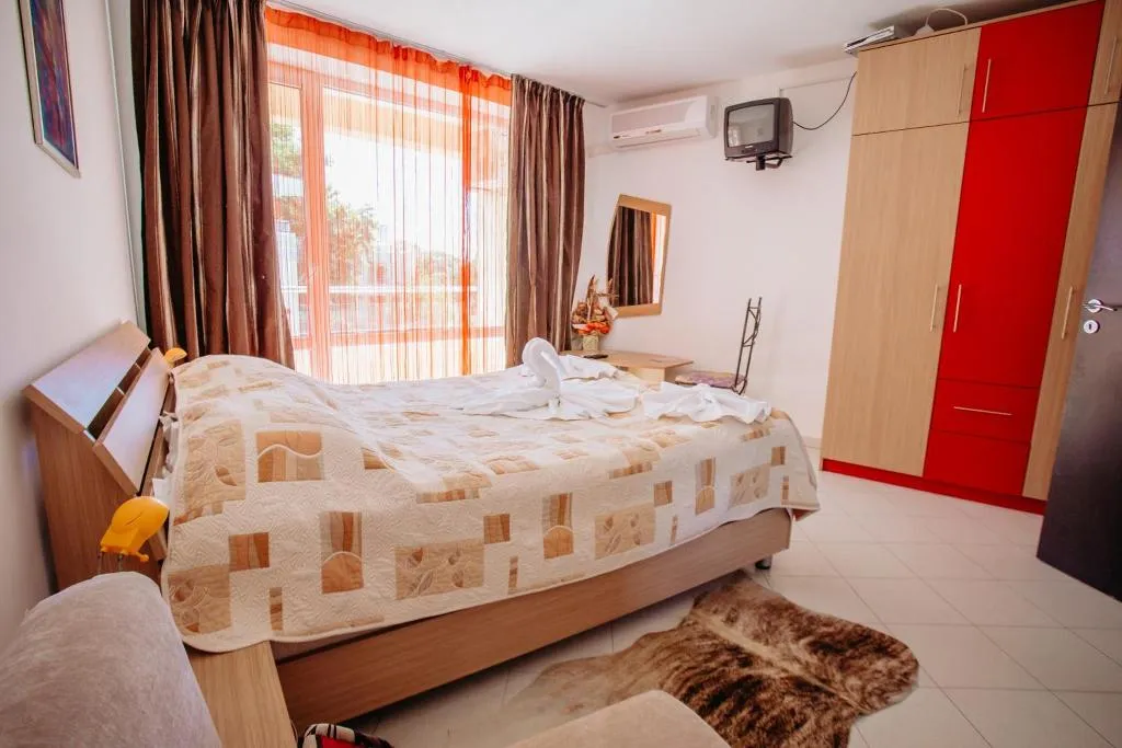 General view, MNG Holiday Apartments, Bourgas