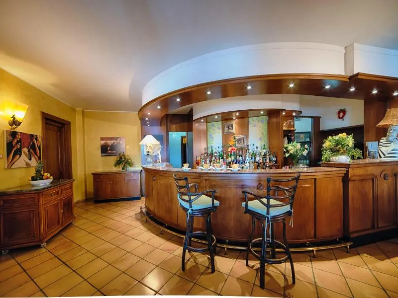 Bar, Cruccuris Resort, Cagliari