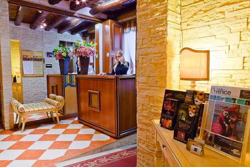 Lobby, Hotel Henry, Venice