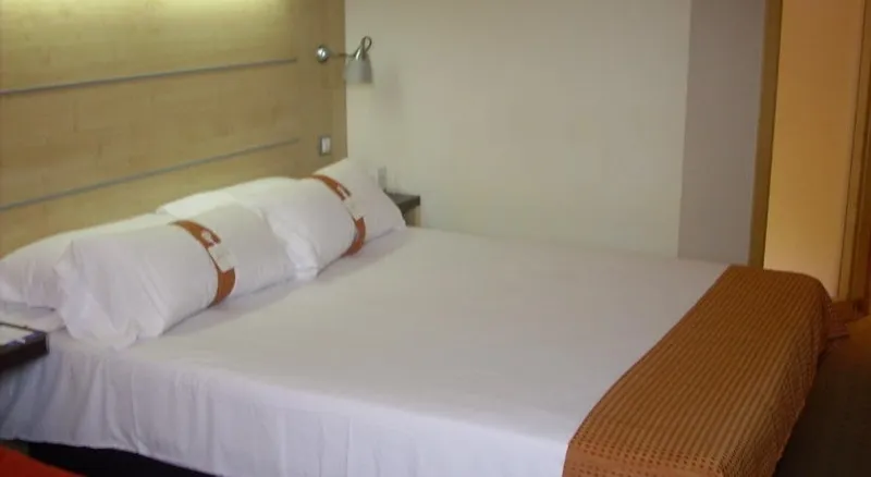 Double or Twin STANDARD Room, Holiday Inn Express Madrid Alcobendas, Madrid