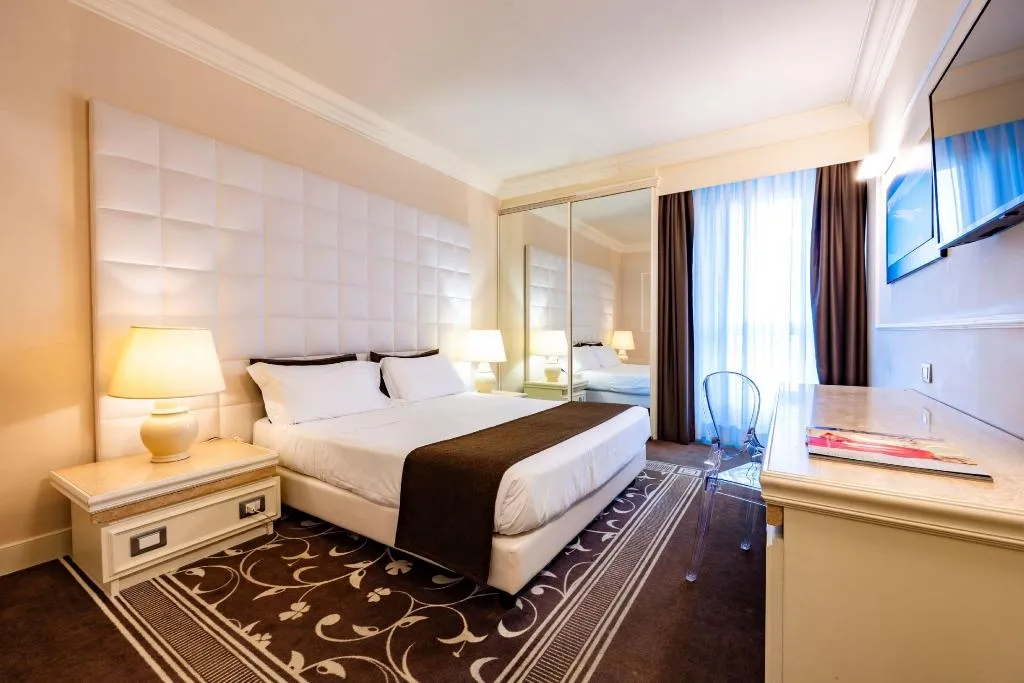 DOUBLE COMFORT Room, Etrusco Arezzo Hotel, Sure Hotel Collection by Bes, Florence