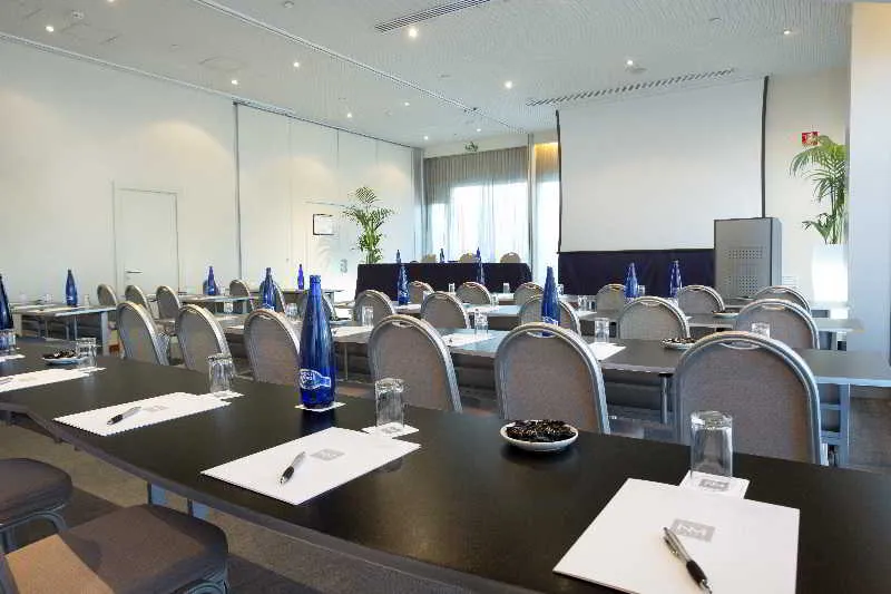 Conferences, Nuevo Madrid, Madrid
