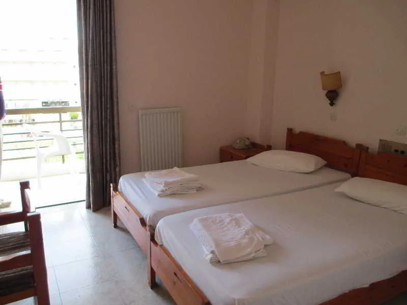 Room, Olga, Kos