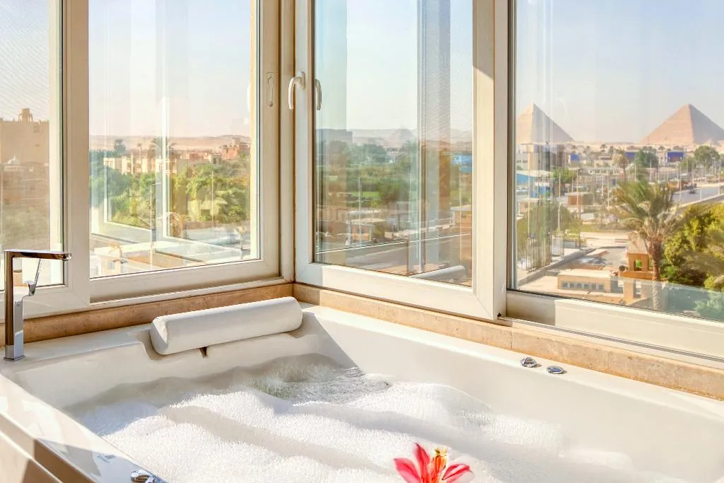 SUITE LUXURY Room, Mazar Pyramids Hotel, Cairo