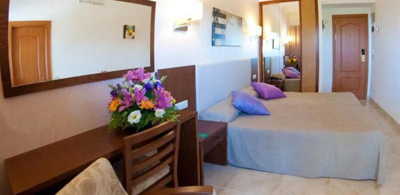 Double or Twin STANDARD Room, Cala Gat, Majorca
