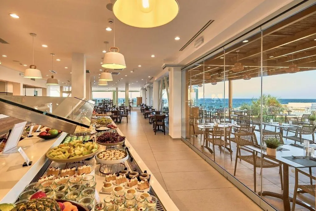 Restaurant, Enorme Santanna Island, Crete