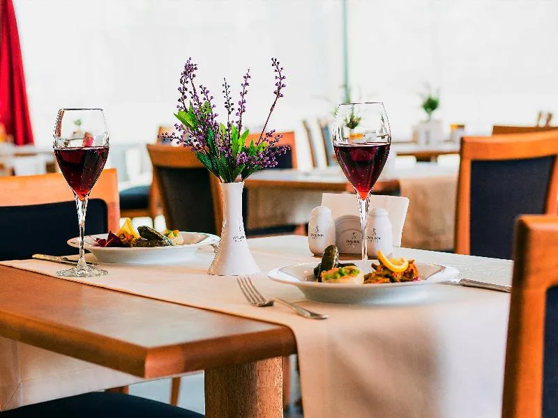 Restaurant, Svalinn Hotel, Izmir