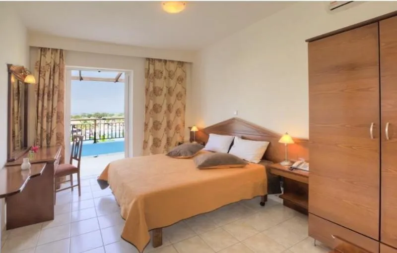 FAMILY ROOM POOL VIEW ONE BEDROOM Room, Corali, Kos