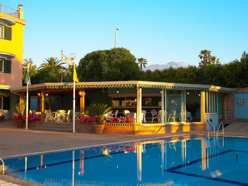 Pool, Orizzonte Acireale, Catania