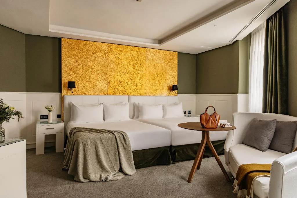 Room, Hotel Colón Gran Meliá, Seville